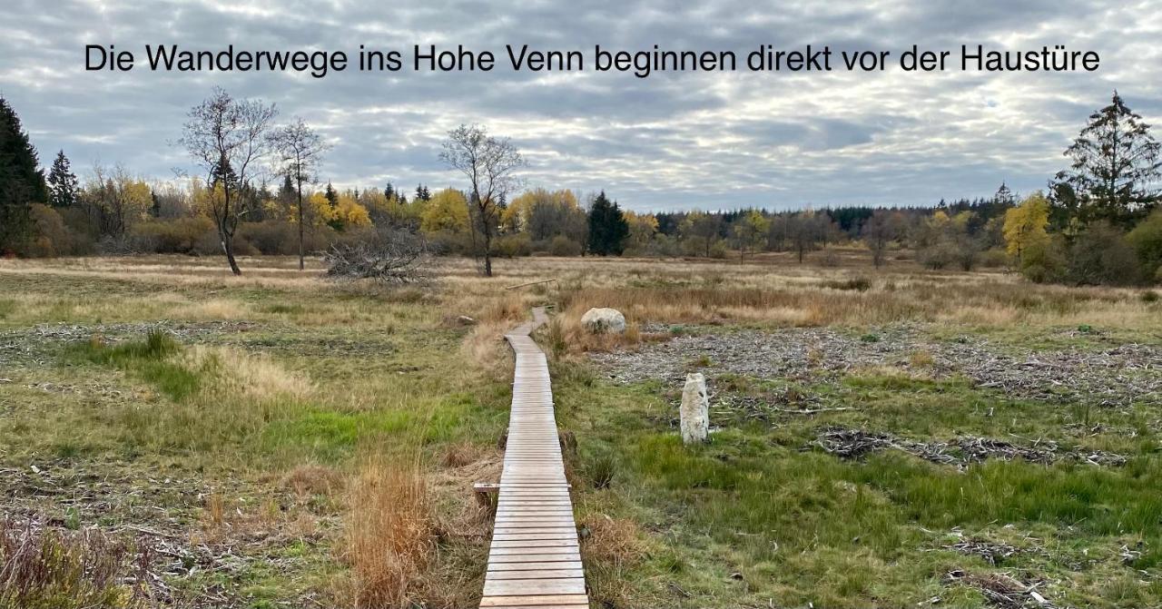 Studio - Grosses Wohn-Schlafzimmer - Dachterrasse - Kamin - Kuche - Hohes Venn - Monschau - Eifel - Hunde Willkommen Beim Hof Vierzehnender Dış mekan fotoğraf