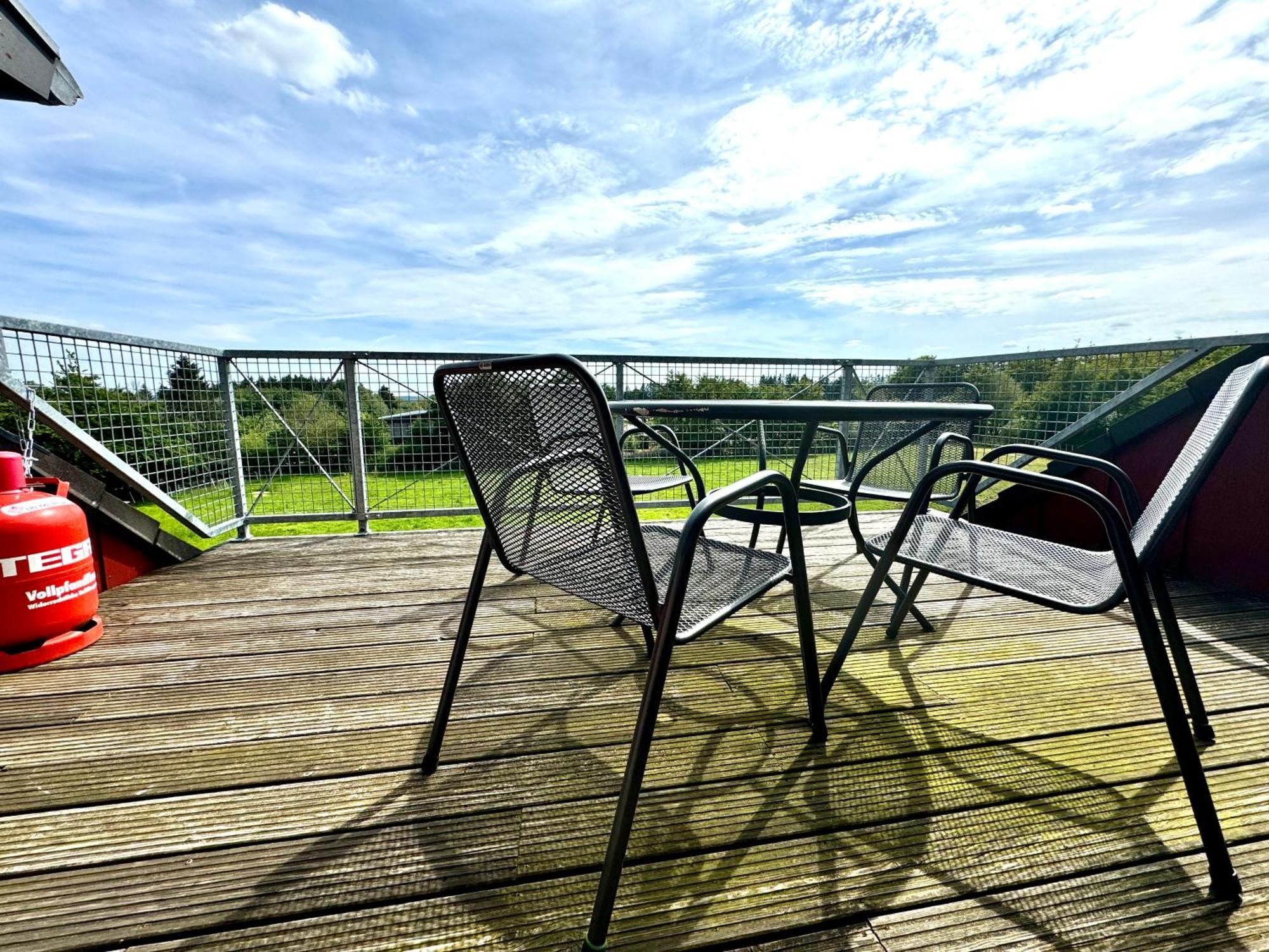 Hof Vierzehnender Im Hohen Venn - 70Qm Fachwerk-Studio - Grosses Wohn-Schlafzimmer Mit Dachterrasse Und Kaminofen - Separate Kueche - Perfekt Fuer Paare - Monschau - Eifel - Hunde Willkommen - Islandpferde Dış mekan fotoğraf